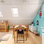 Trendy Loft In The Heart Of The City! Daire