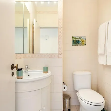 Trendy Loft In The Heart Of The City! Lägenhet *
