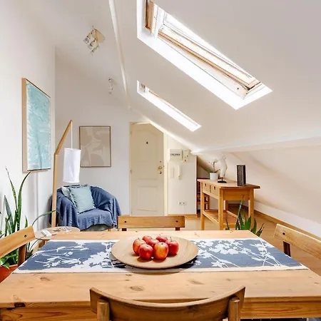 Lägenhet Trendy Loft In The Heart Of The City! *