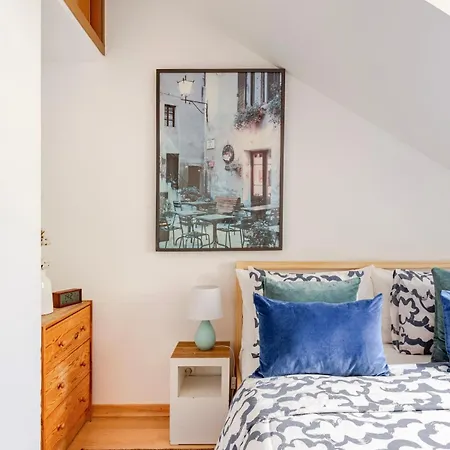 Trendy Loft In The Heart Of The City! Лиссабон